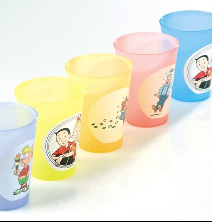 Drink containers with IML label