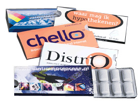 Chewing gum in blister packs, sugar-free, twelve strips per blister